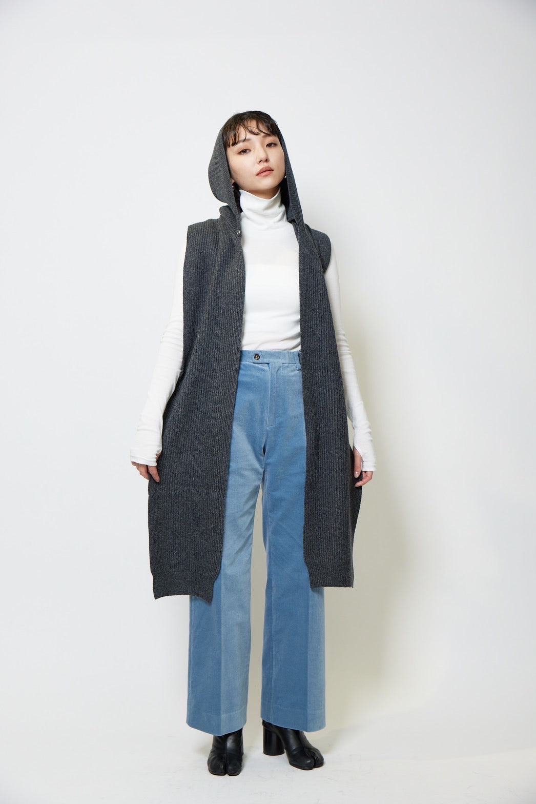 Knit hoodie muffler - CHARCOAL GRAY