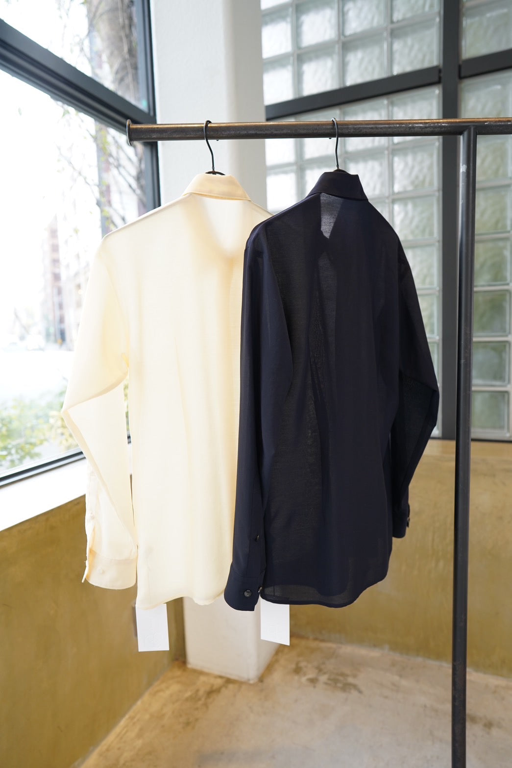 Sheer shirt - LIGHT YELLOW