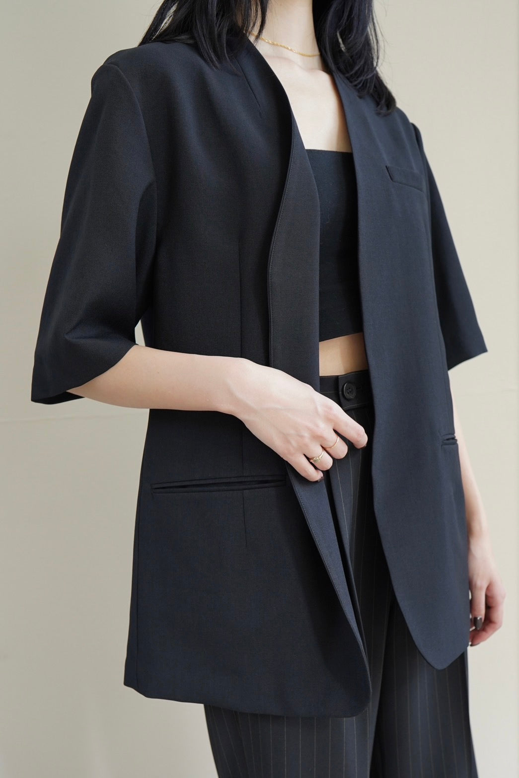 Half Sleeve Jacket - BLACK