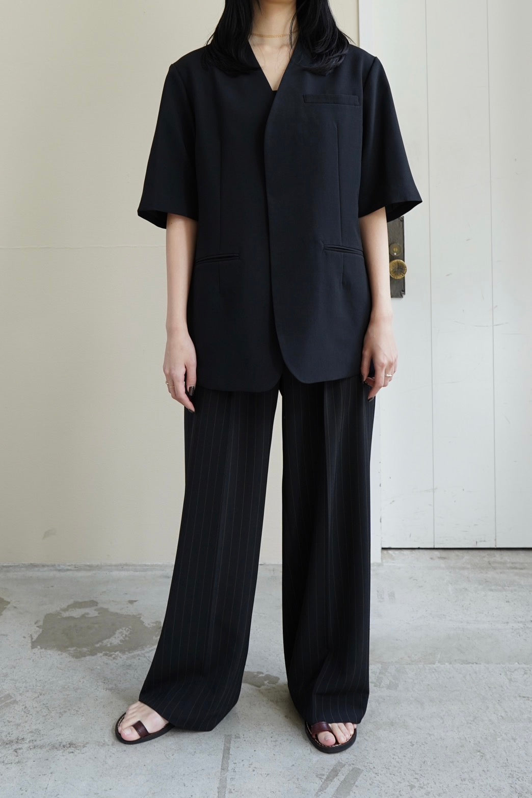 Half Sleeve Jacket - BLACK