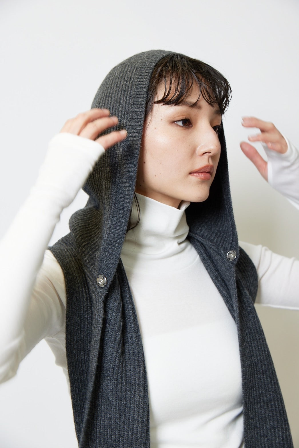 Knit hoodie muffler - CHARCOAL GRAY