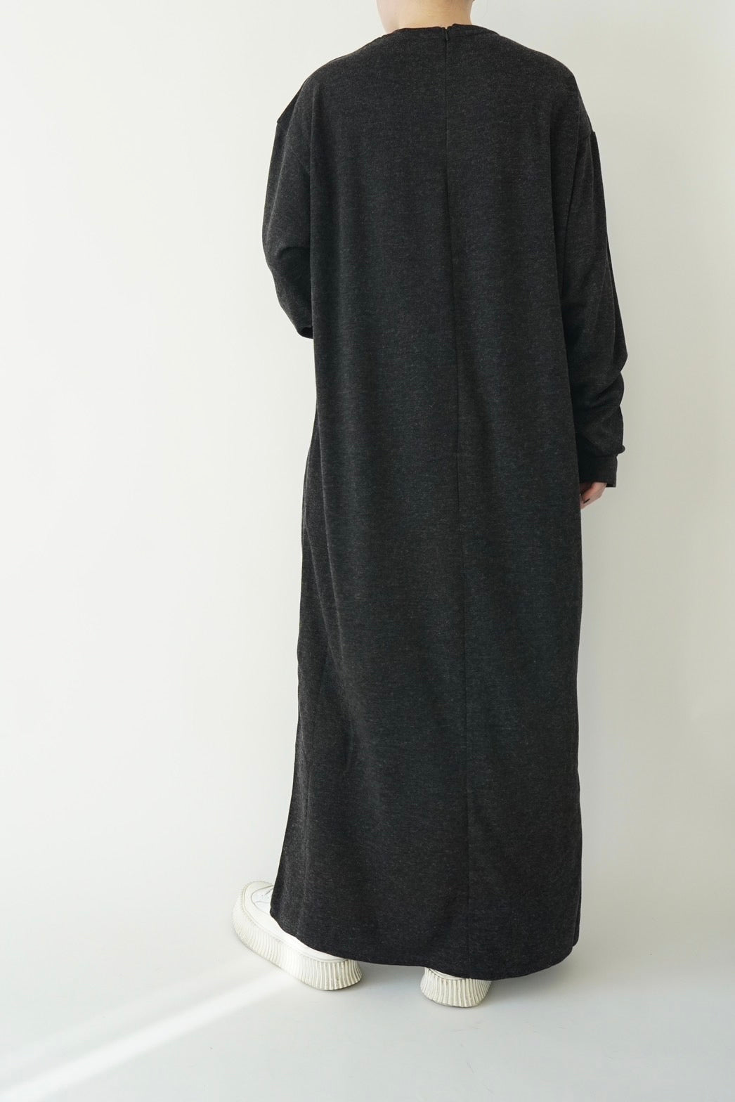 Long onepiece - HEATHER BLACK