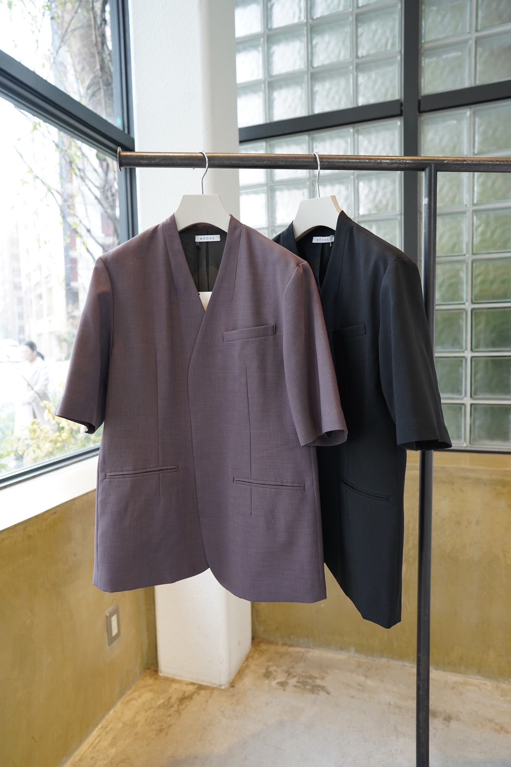 Half Sleeve Jacket - BLACK