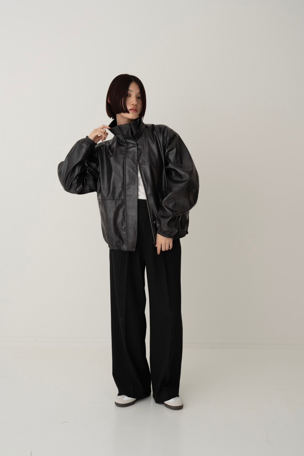 Stripe wide slacks - BLACK