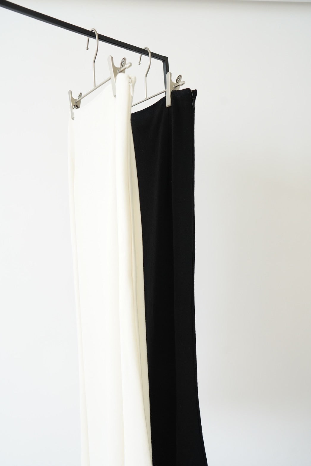 Wool long skirt - BLACK