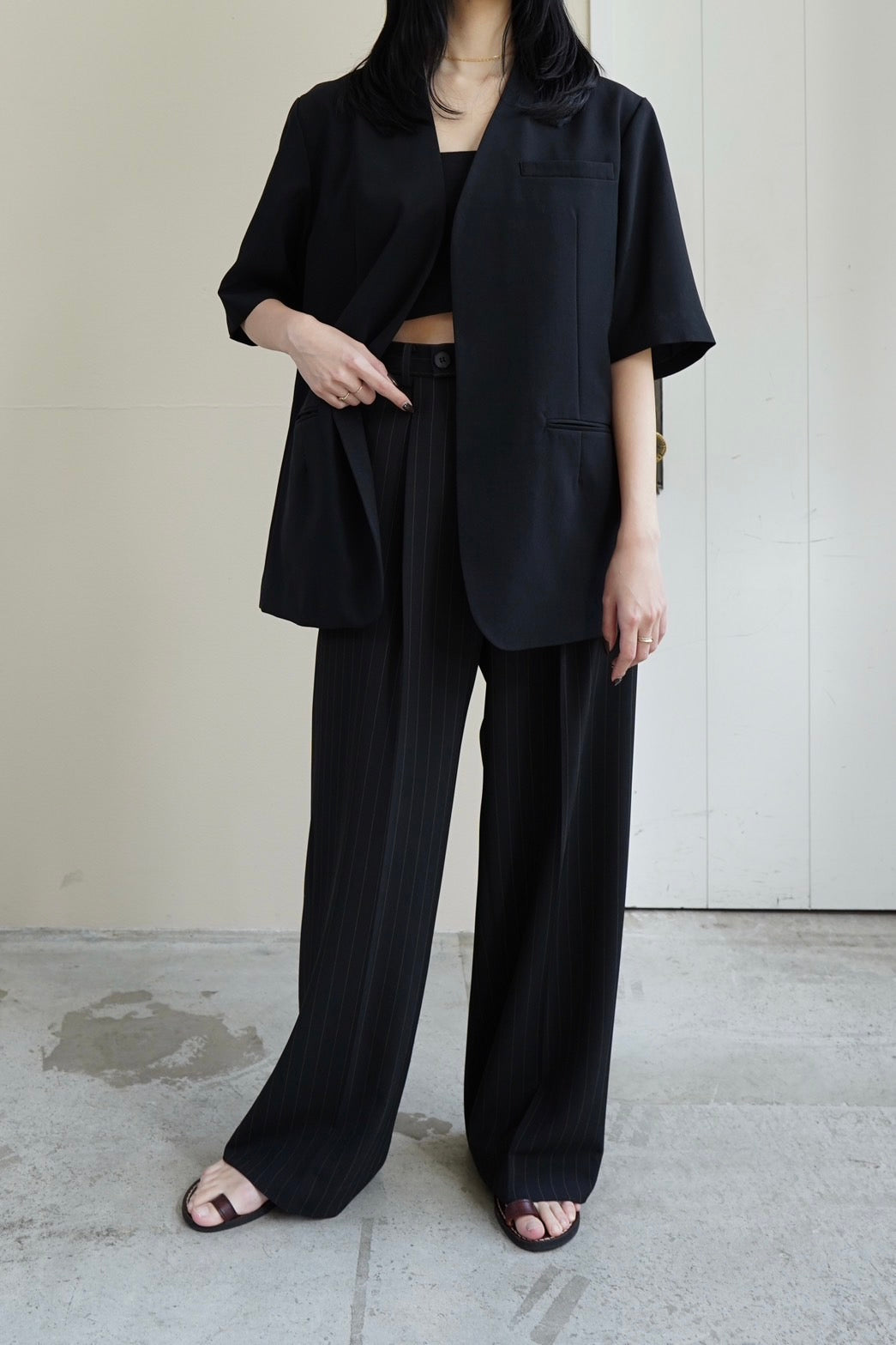 Half Sleeve Jacket - BLACK