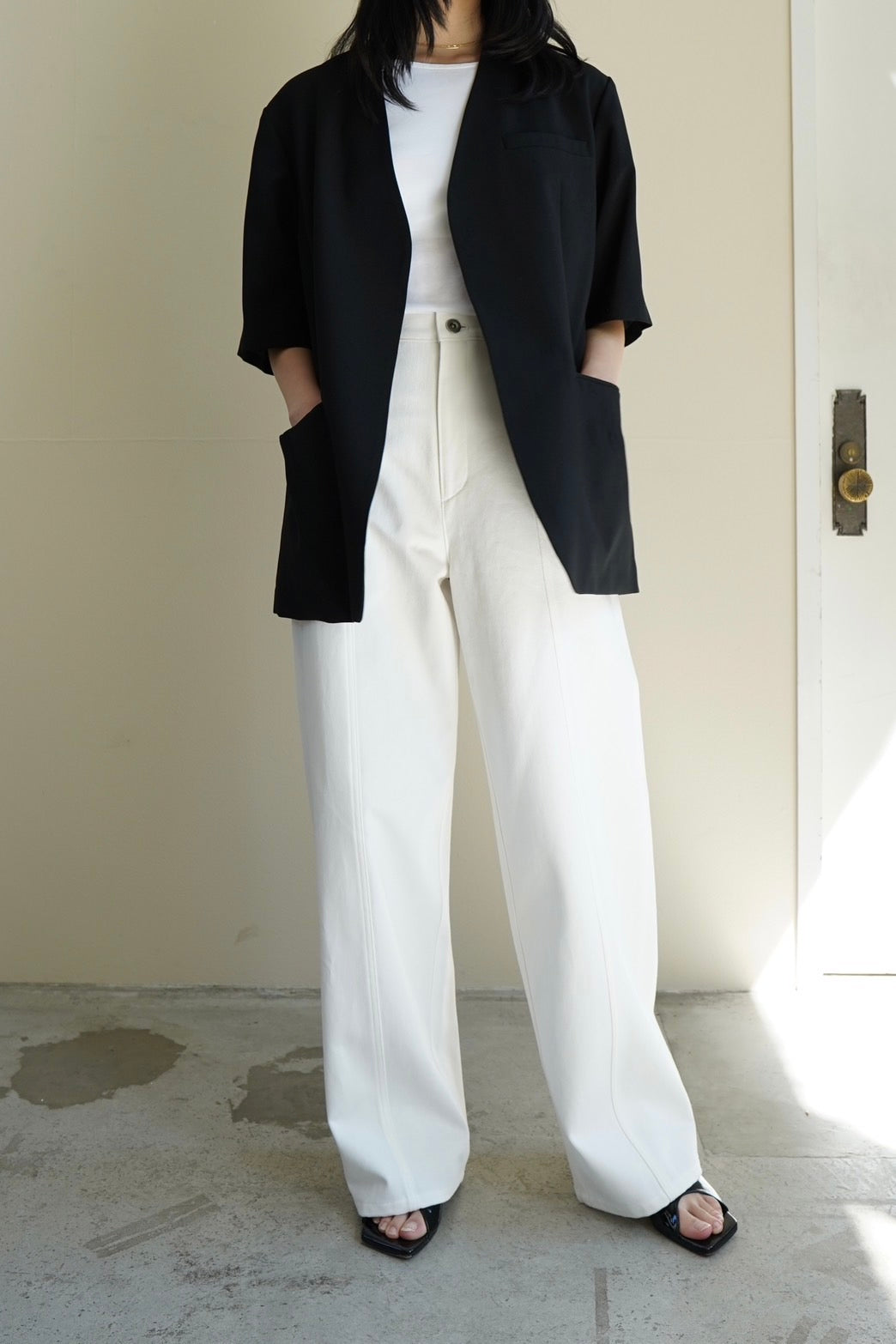 Half Sleeve Jacket - BLACK