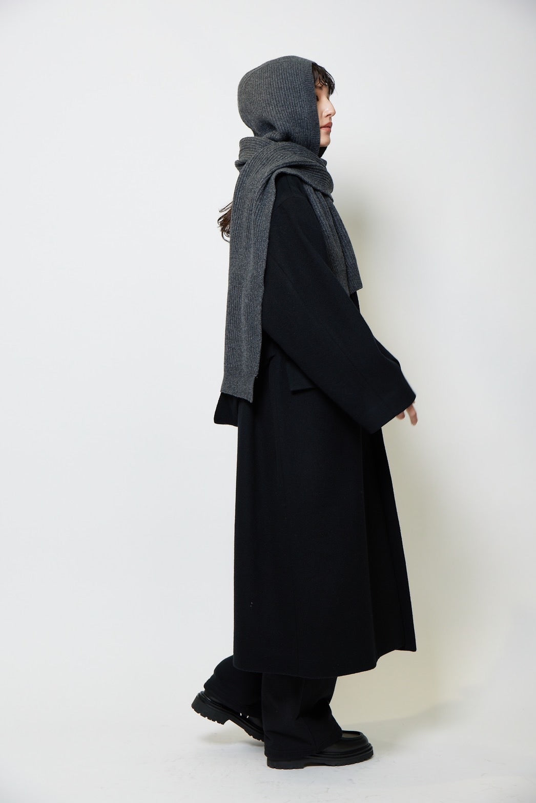 Knit hoodie muffler - CHARCOAL GRAY