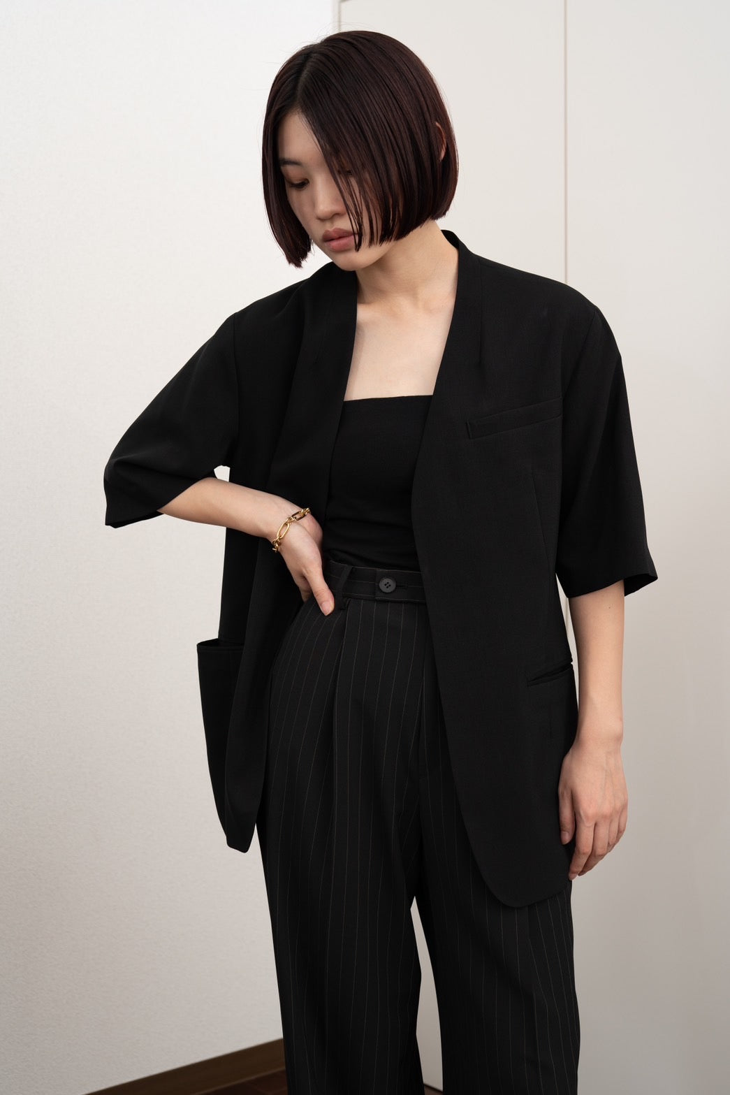 Half Sleeve Jacket - BLACK