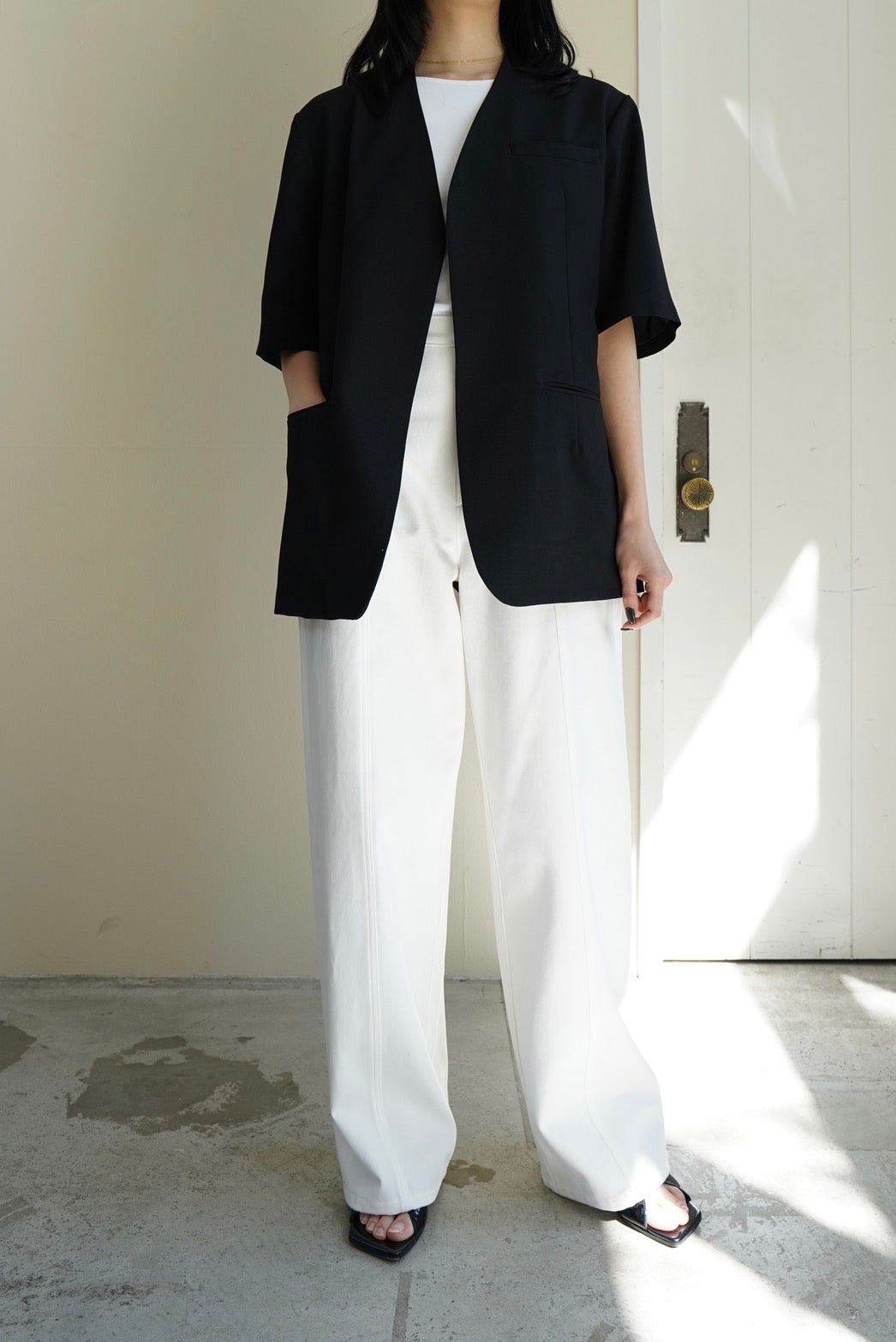 Half Sleeve Jacket - BLACK