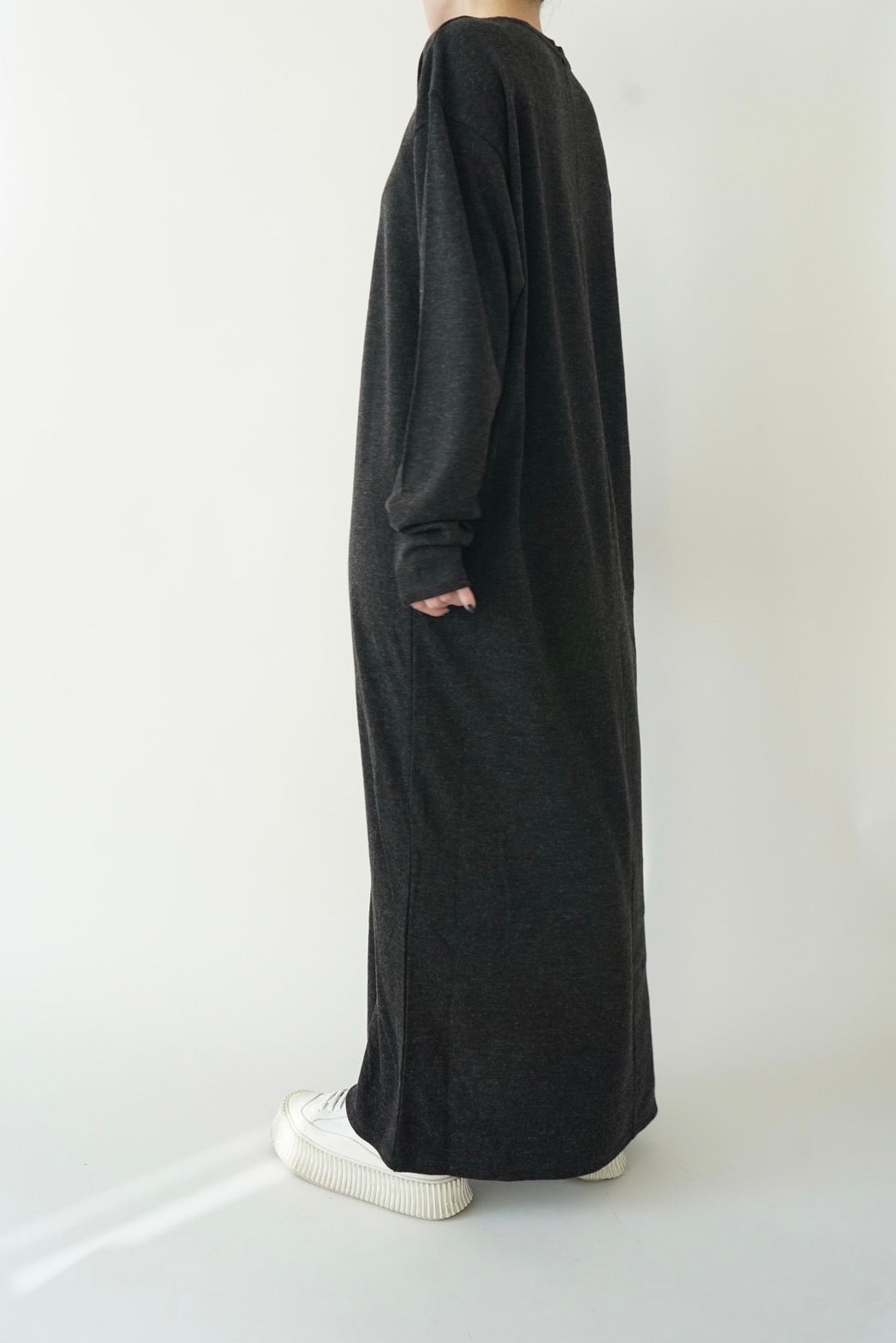 Long onepiece - HEATHER BLACK