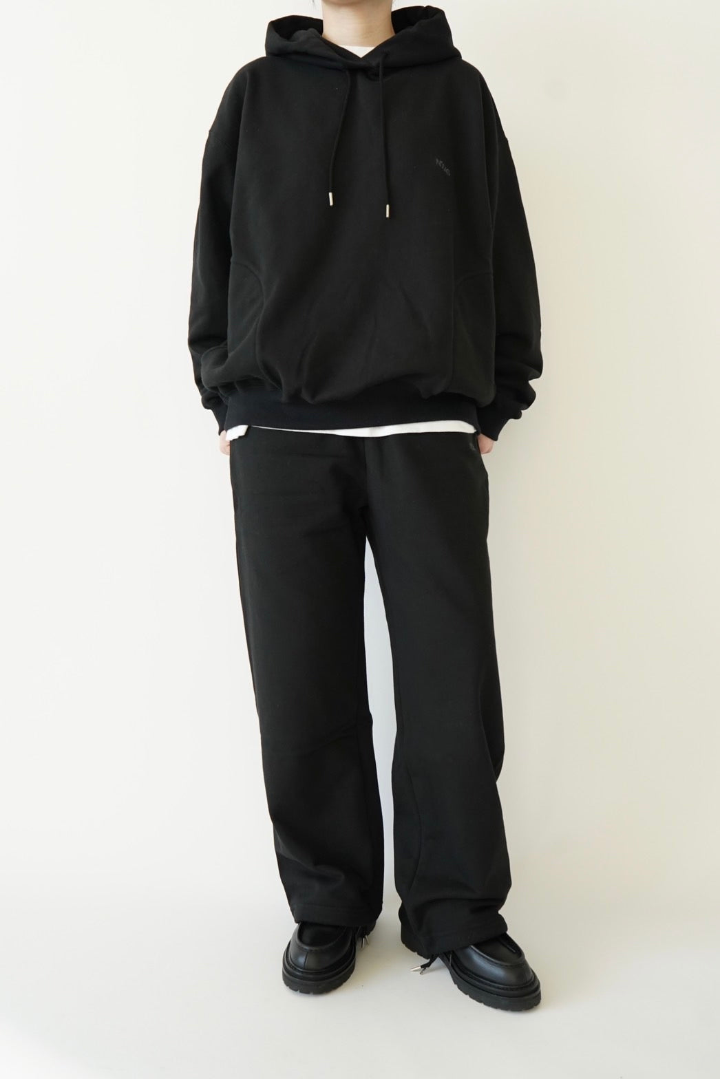 Heavy weight logo sweat hoodie - BLACK