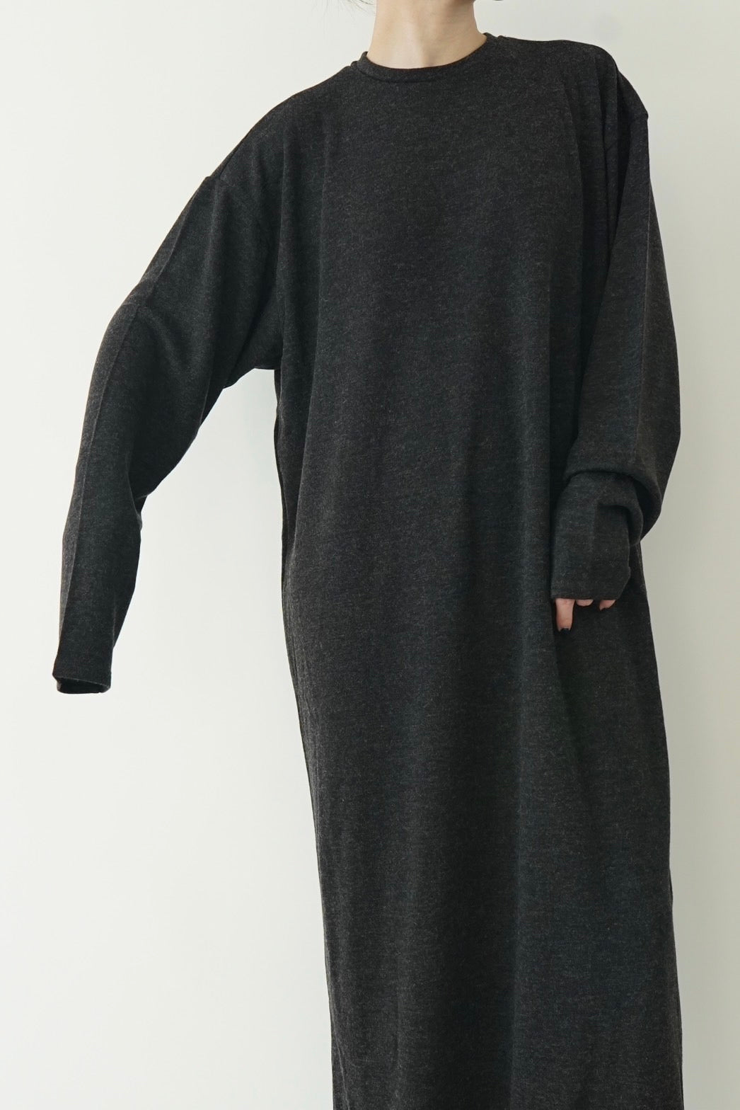 Long onepiece - HEATHER BLACK