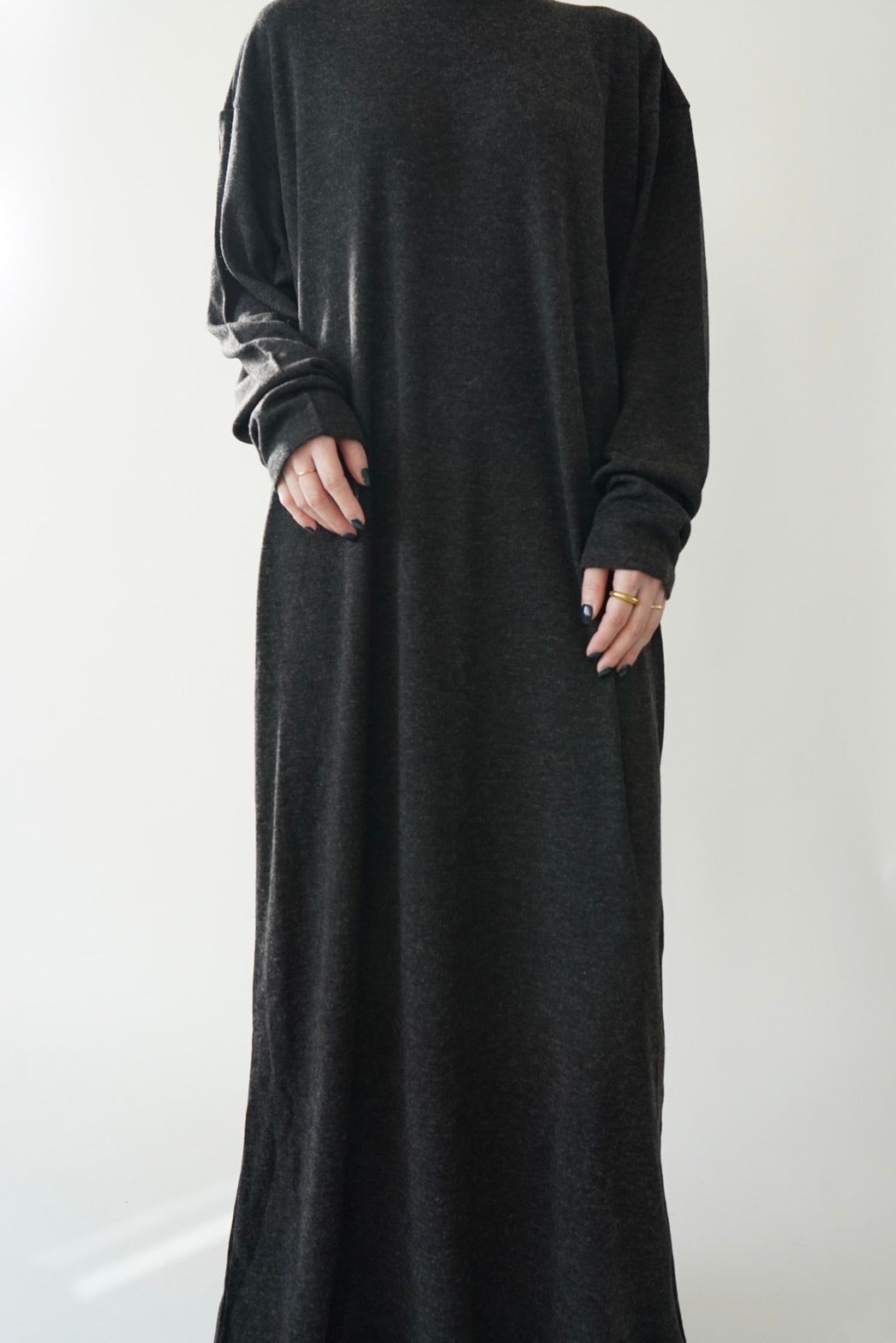 Long onepiece - HEATHER BLACK