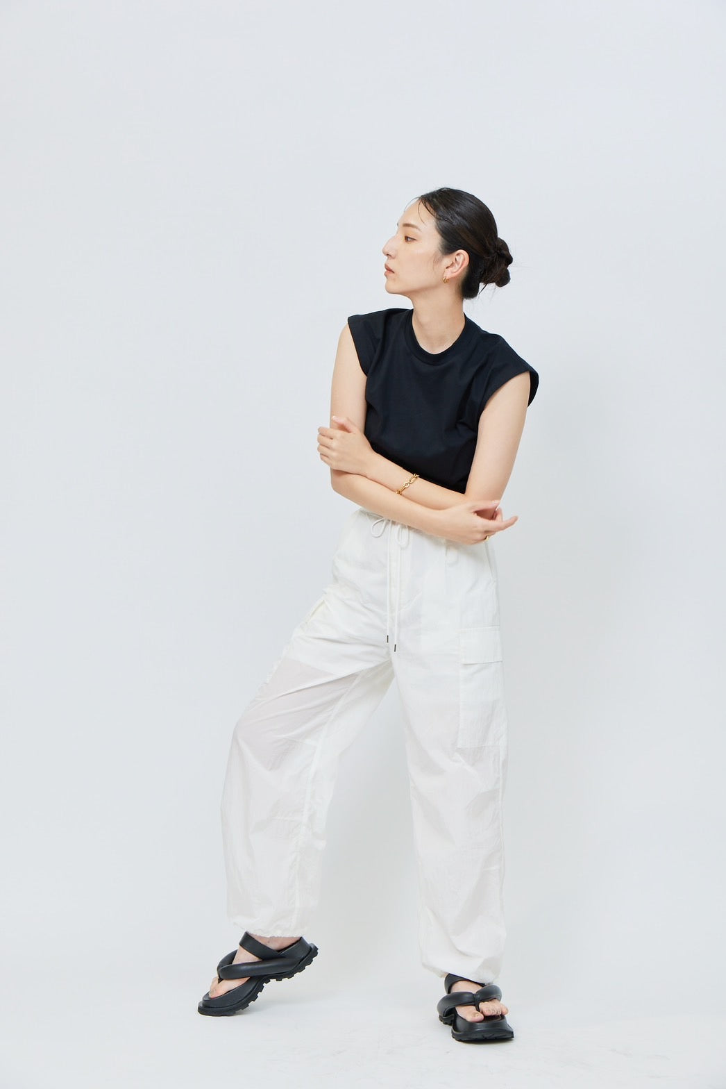 Sleeveless C/S - BLACK