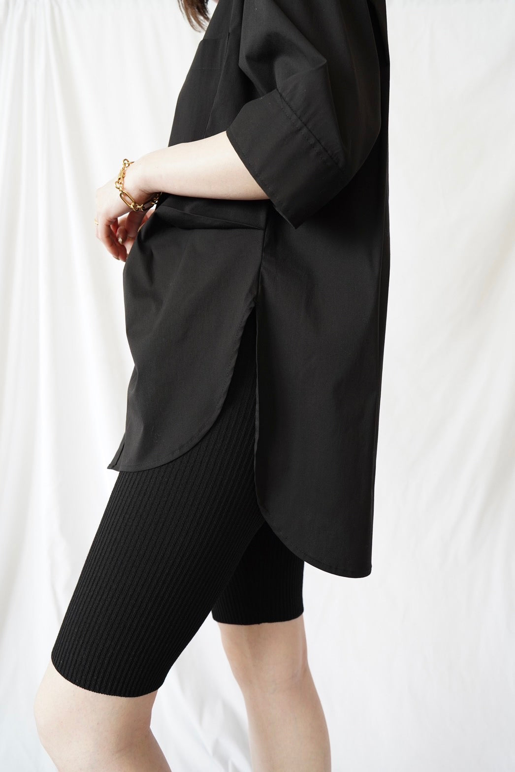 Half Sleeve Big Shirt - BLACK