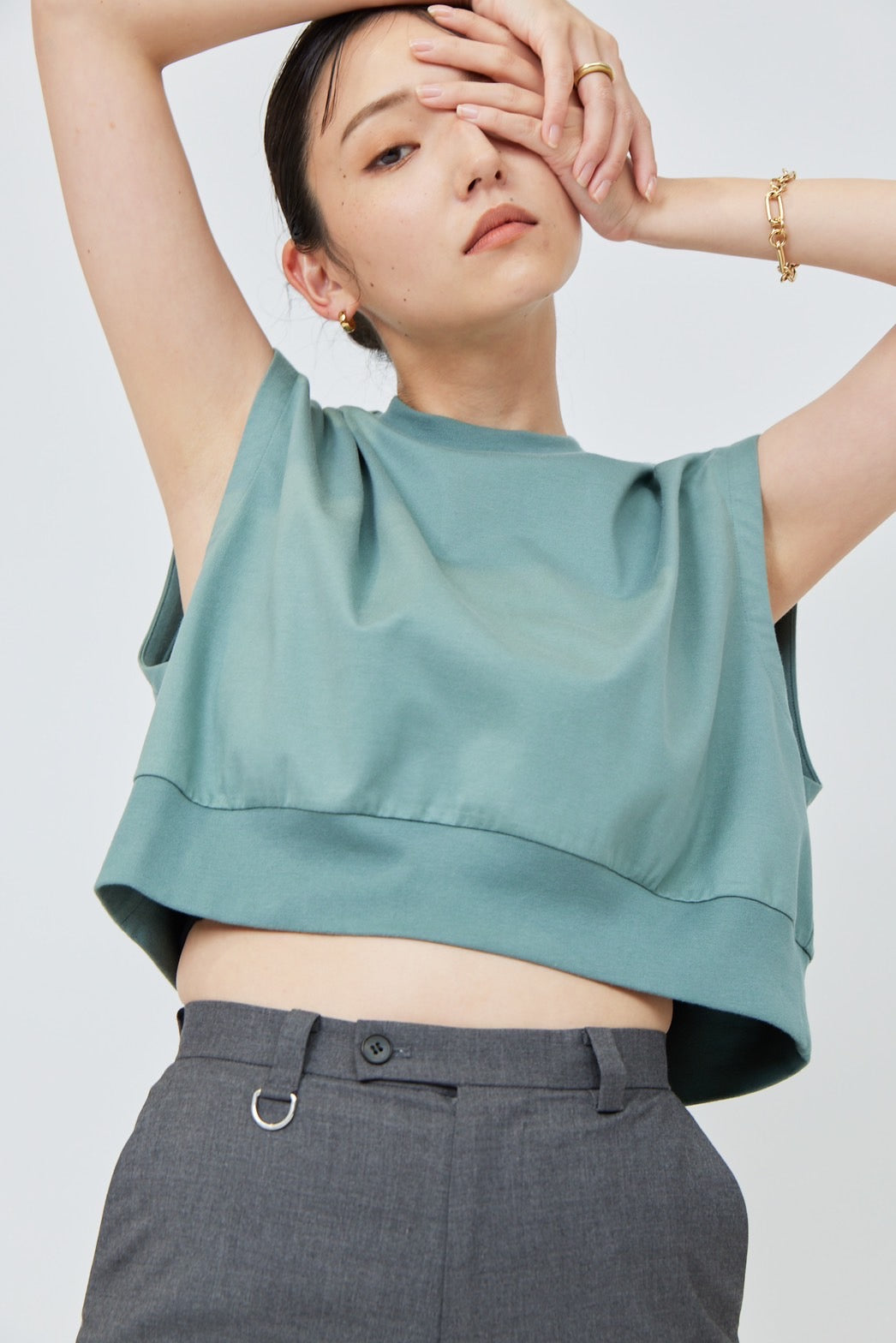 Sleeveless C/S - GREEN