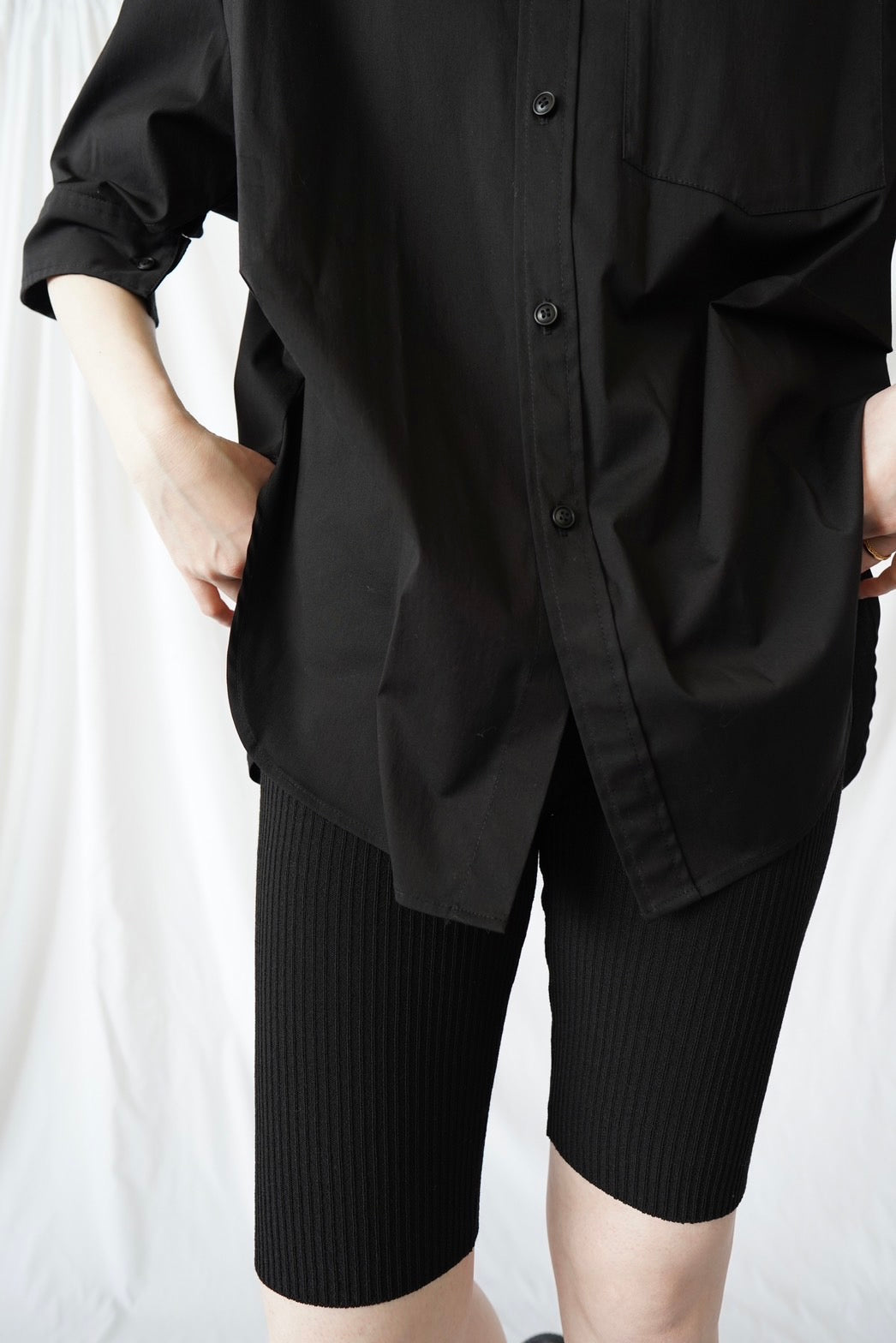 Half Sleeve Big Shirt - BLACK