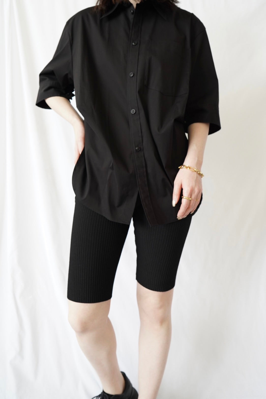 Half Sleeve Big Shirt - BLACK