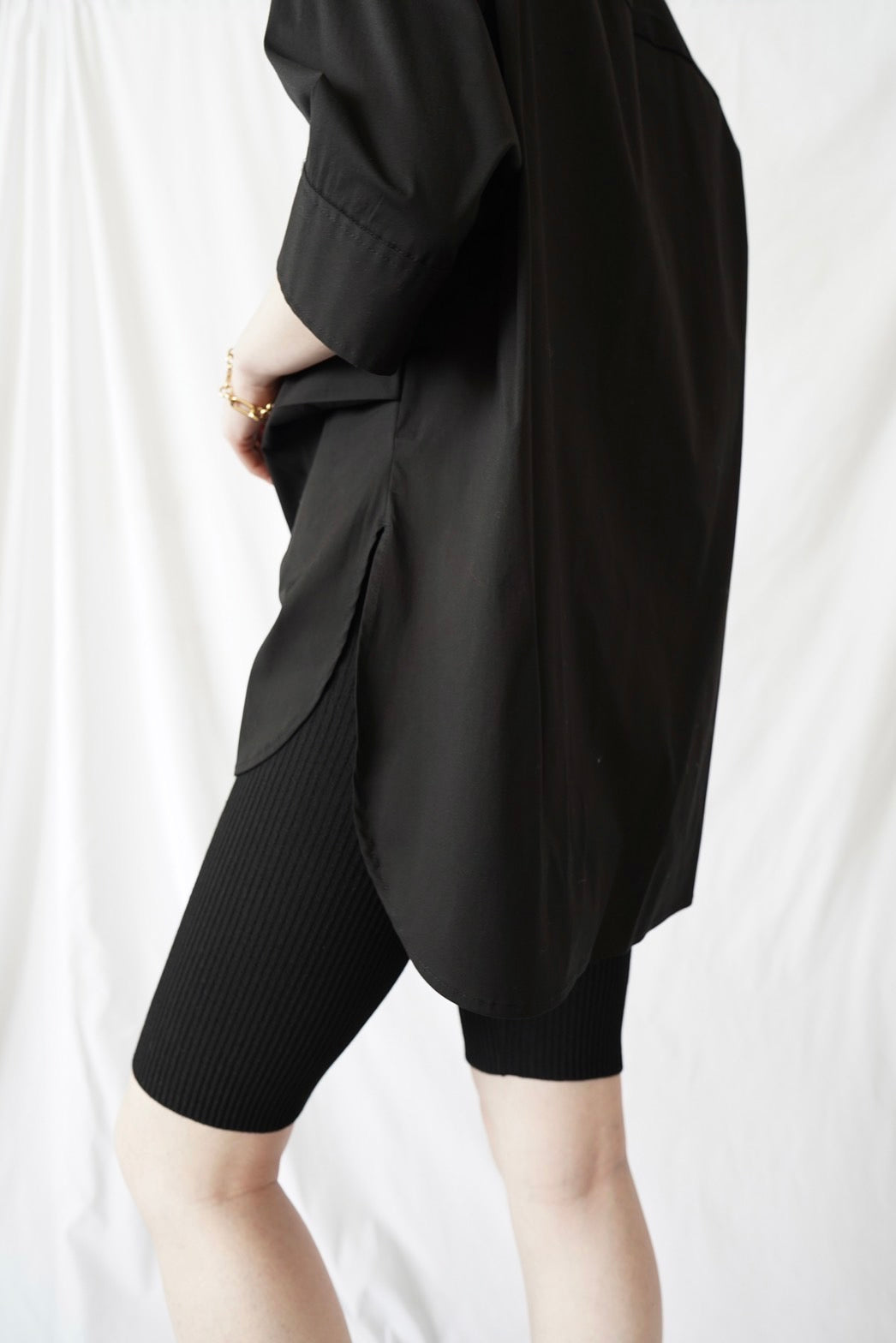Half Sleeve Big Shirt - BLACK
