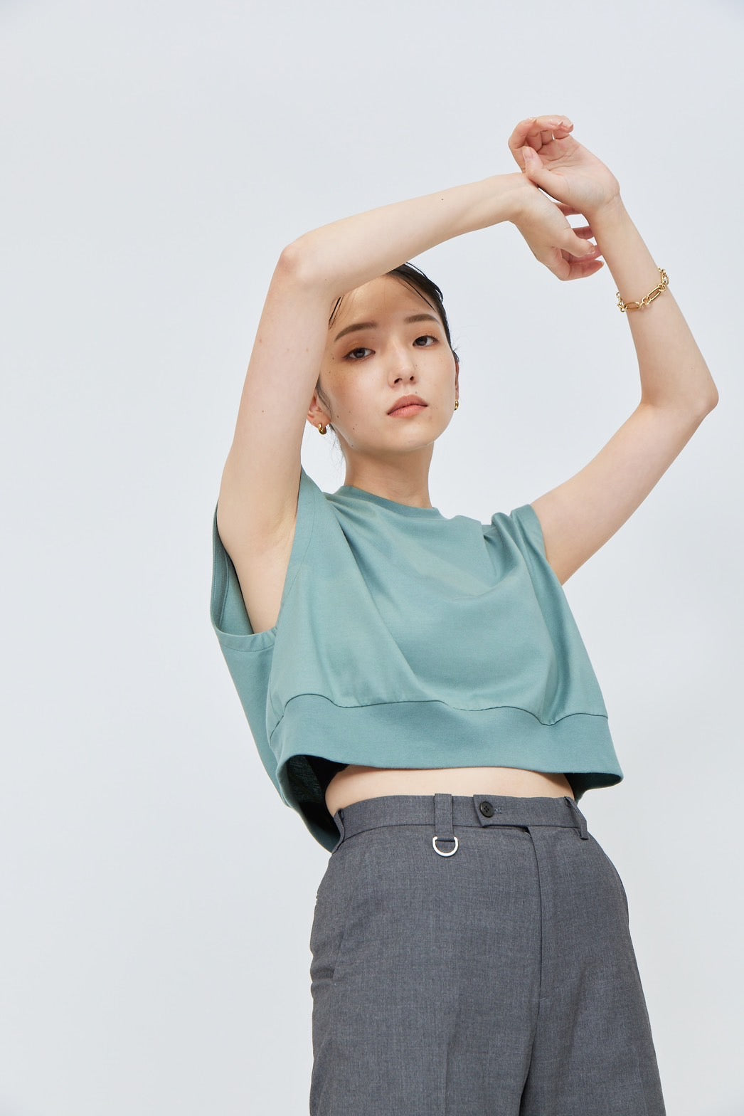 Sleeveless C/S - GREEN