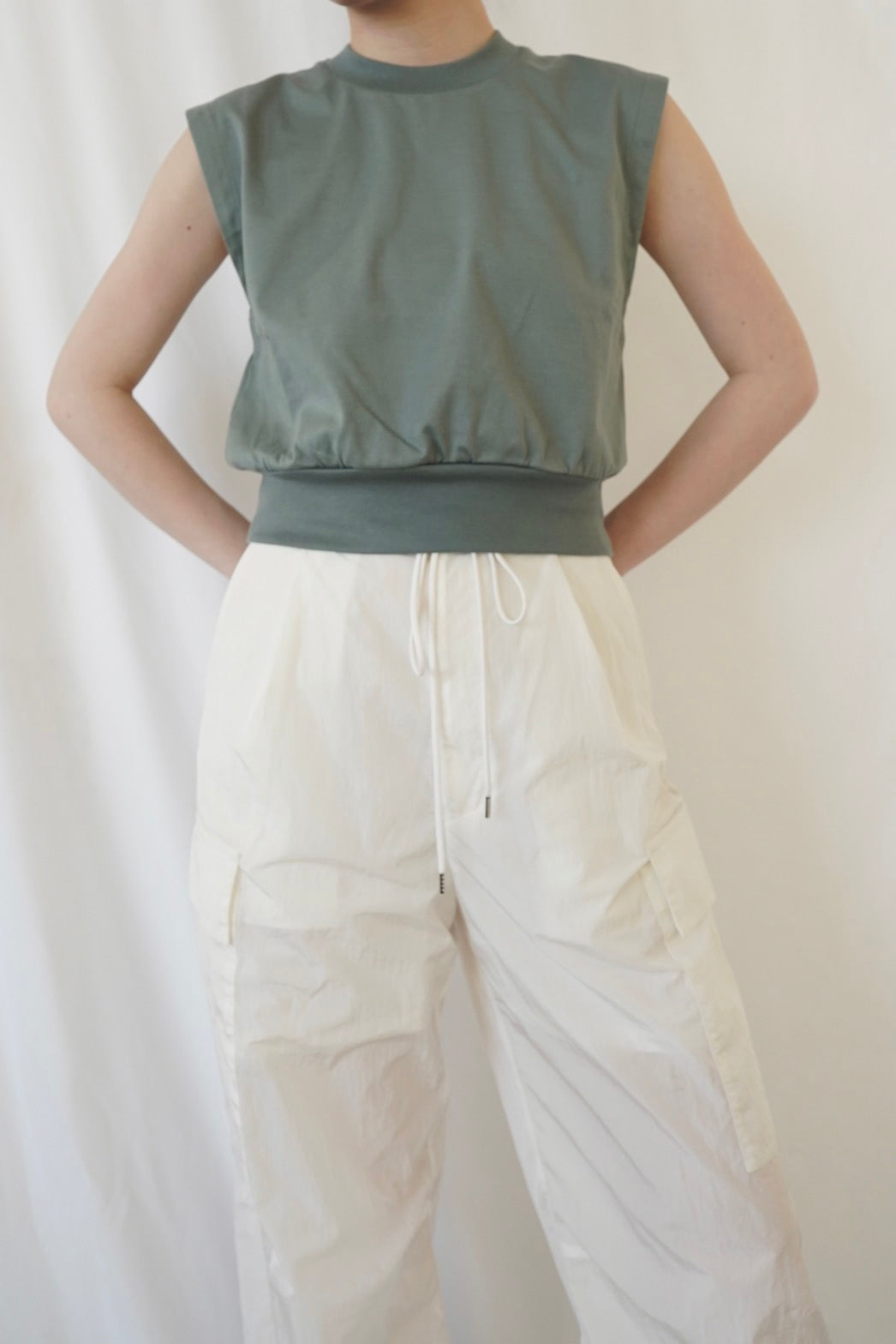 Sleeveless C/S - GREEN