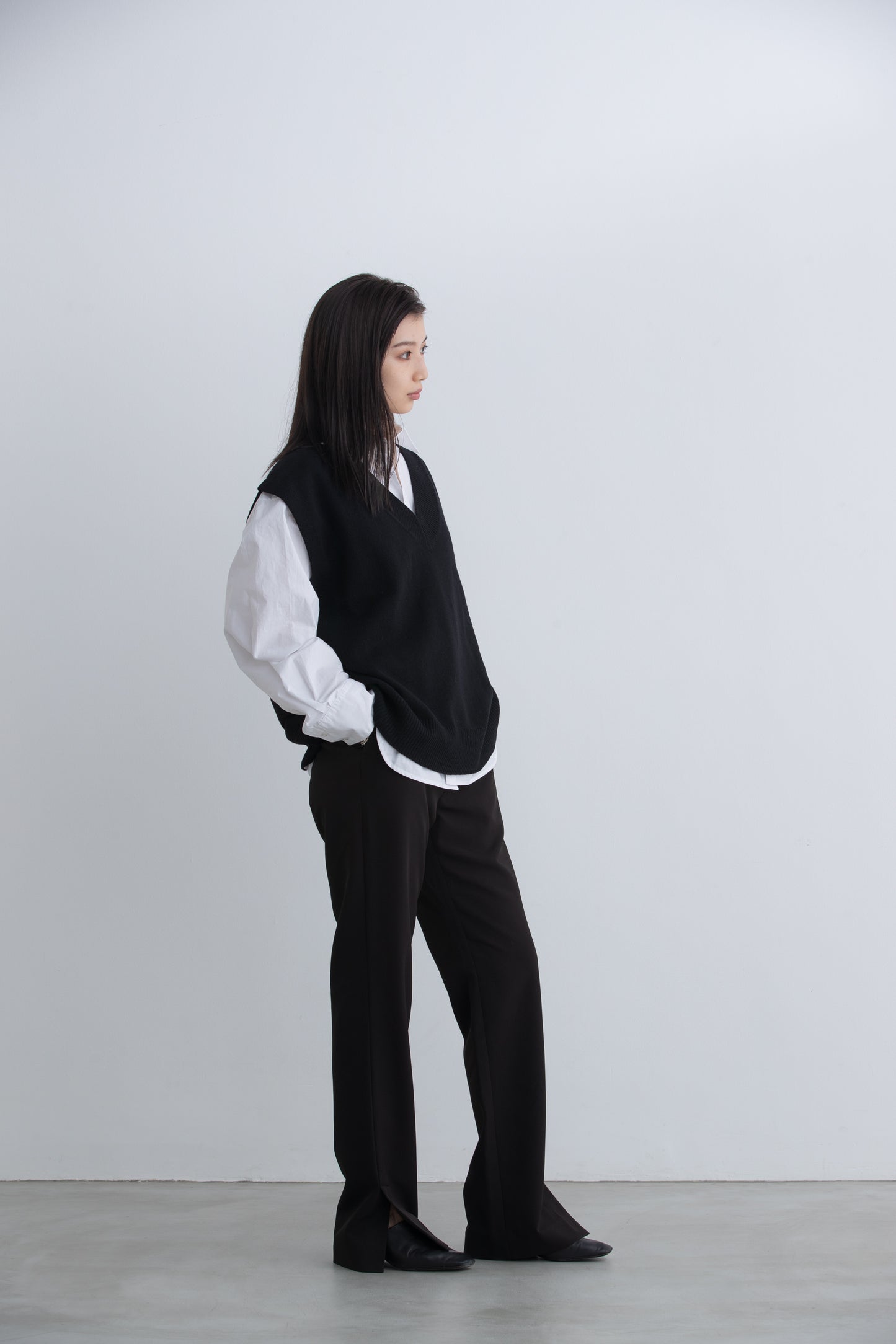 BASIC SLIT PANTS