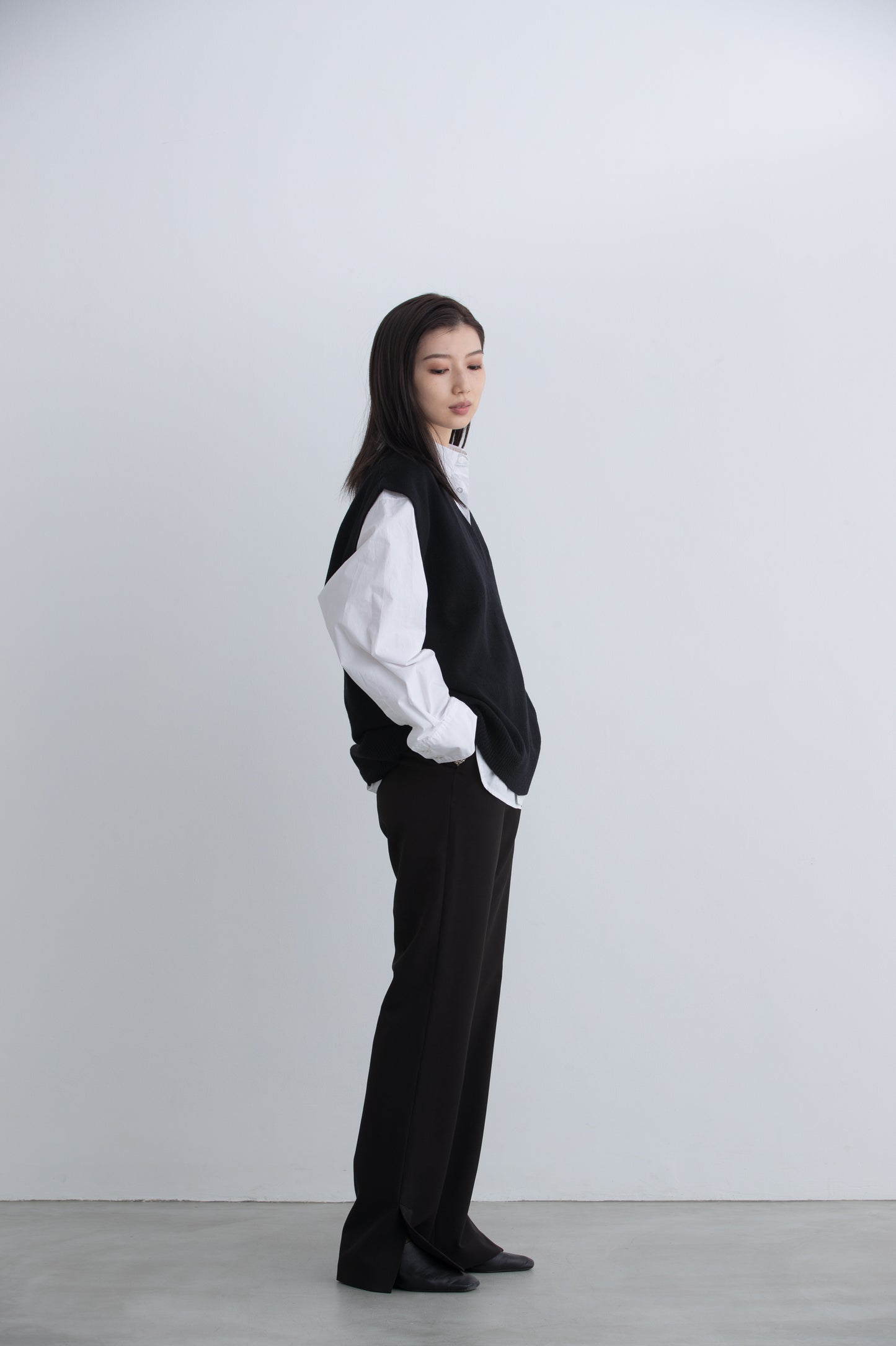 BASIC SLIT PANTS