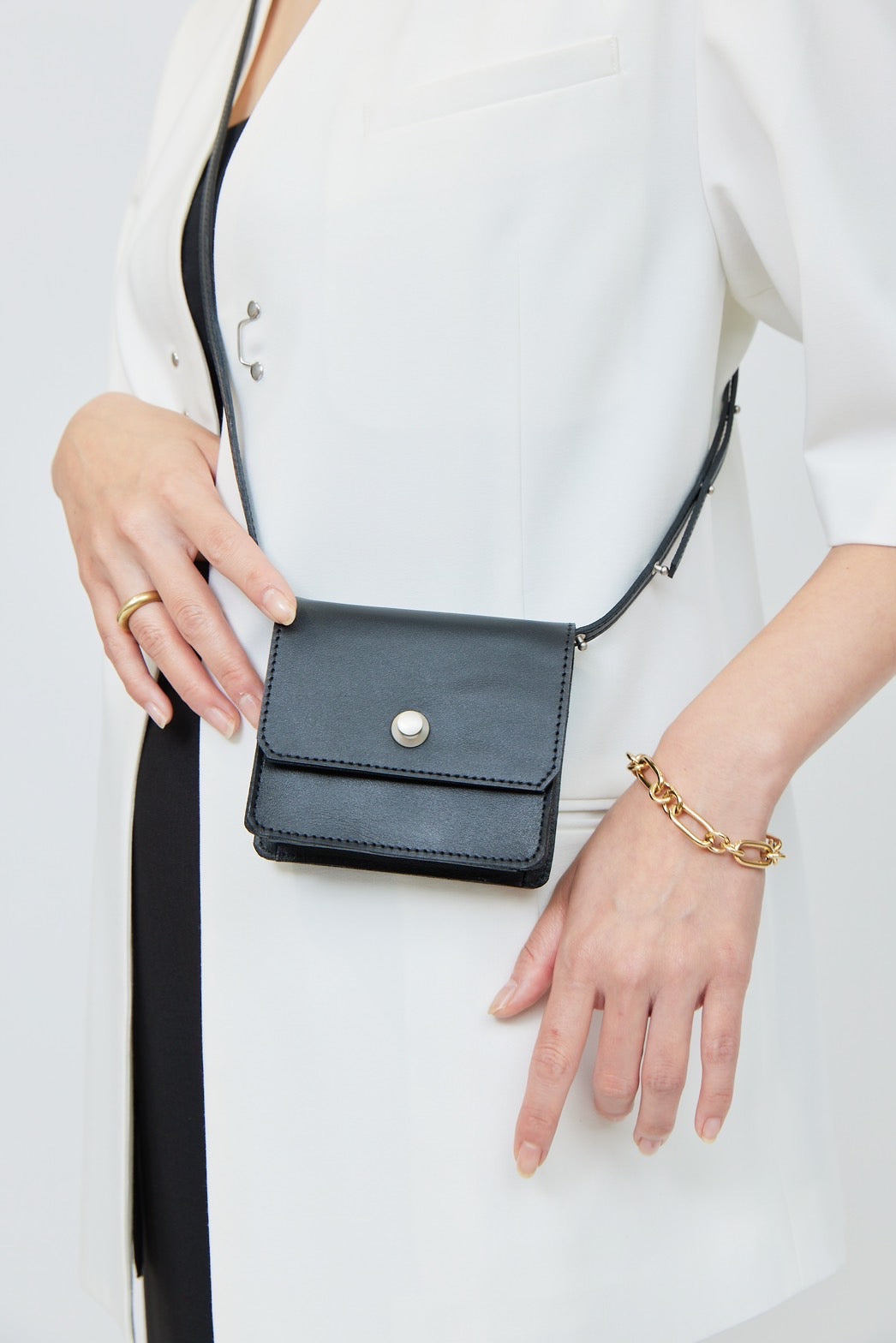 Shoulder Mini Wallet - BLACK