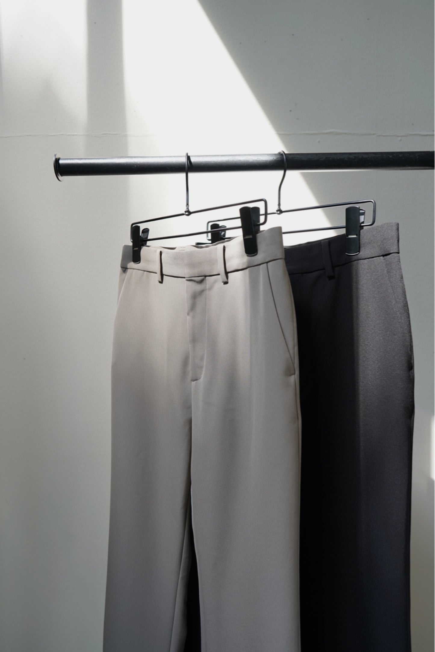 BASIC SLIT PANTS