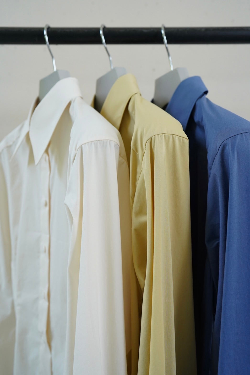 WAIST TUCK SHIRT