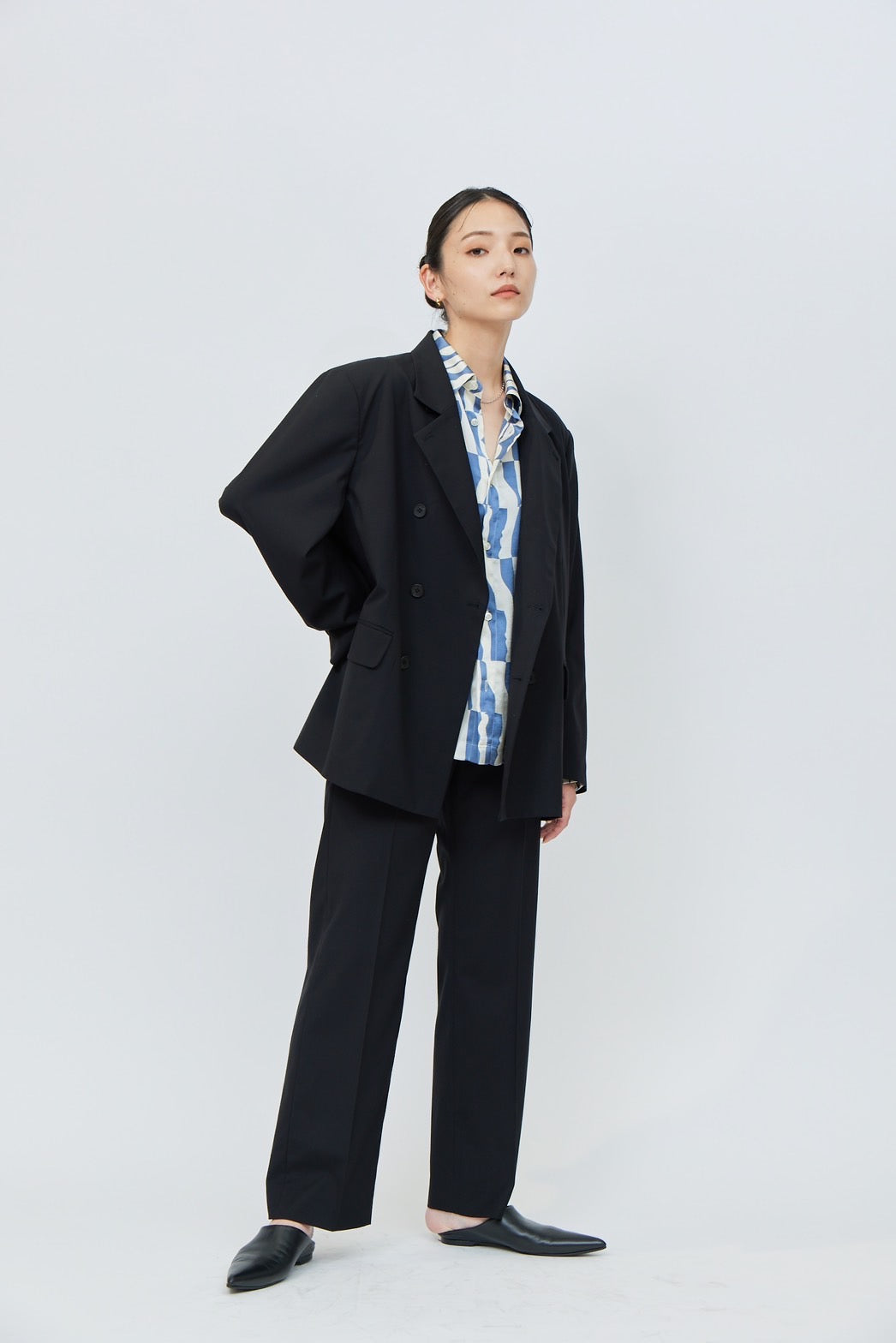 Straight Trousers - BLACK