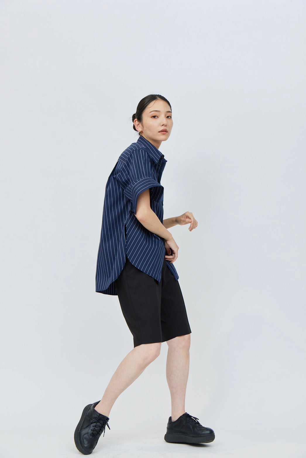Bermuda Pants - BLACK