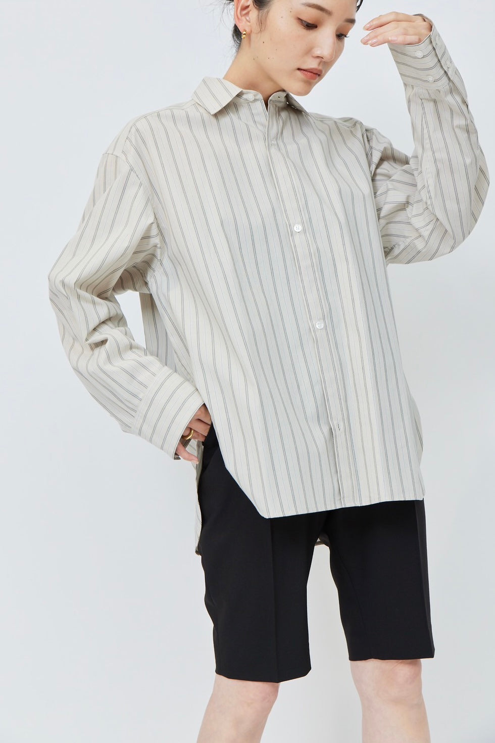 Bermuda Pants - BLACK