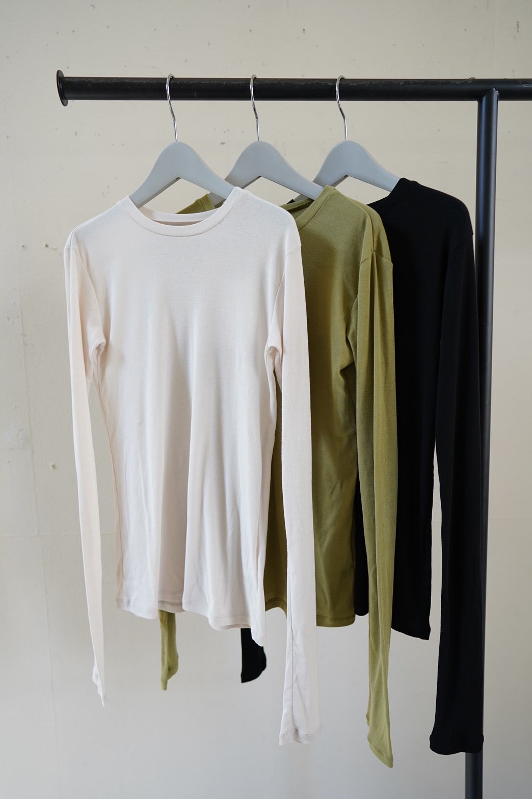 LONG SLEEVE TEE