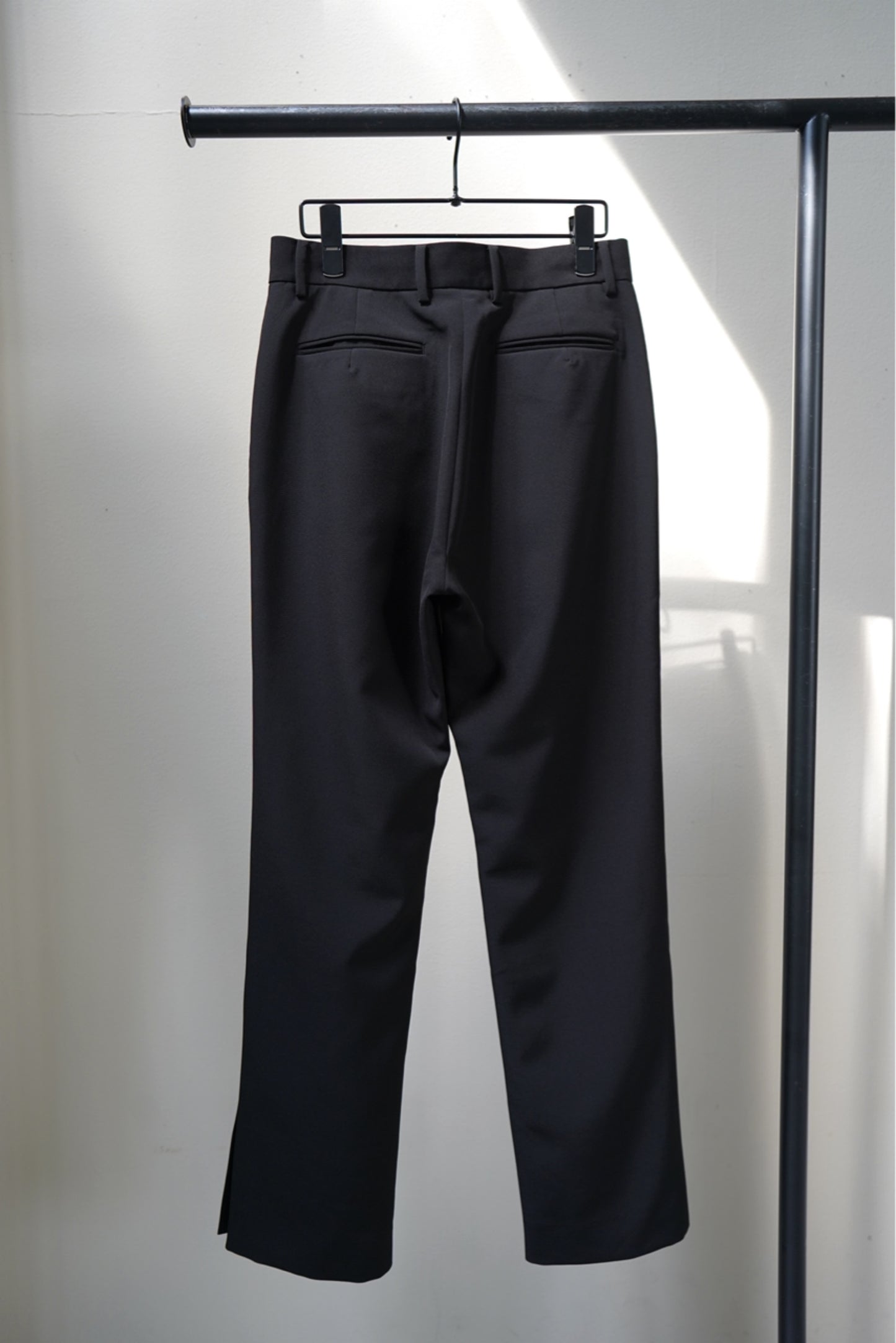 BASIC SLIT PANTS