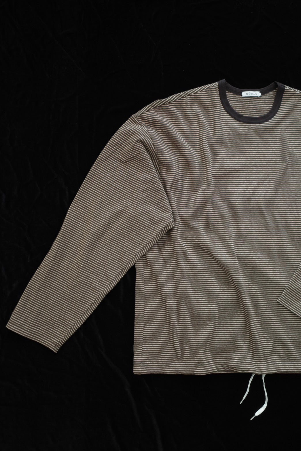 トップス NODAS Drawcord border c/s ecru brown Drawcord border C/S - BROWN – NŌDAS ONLINE STORE