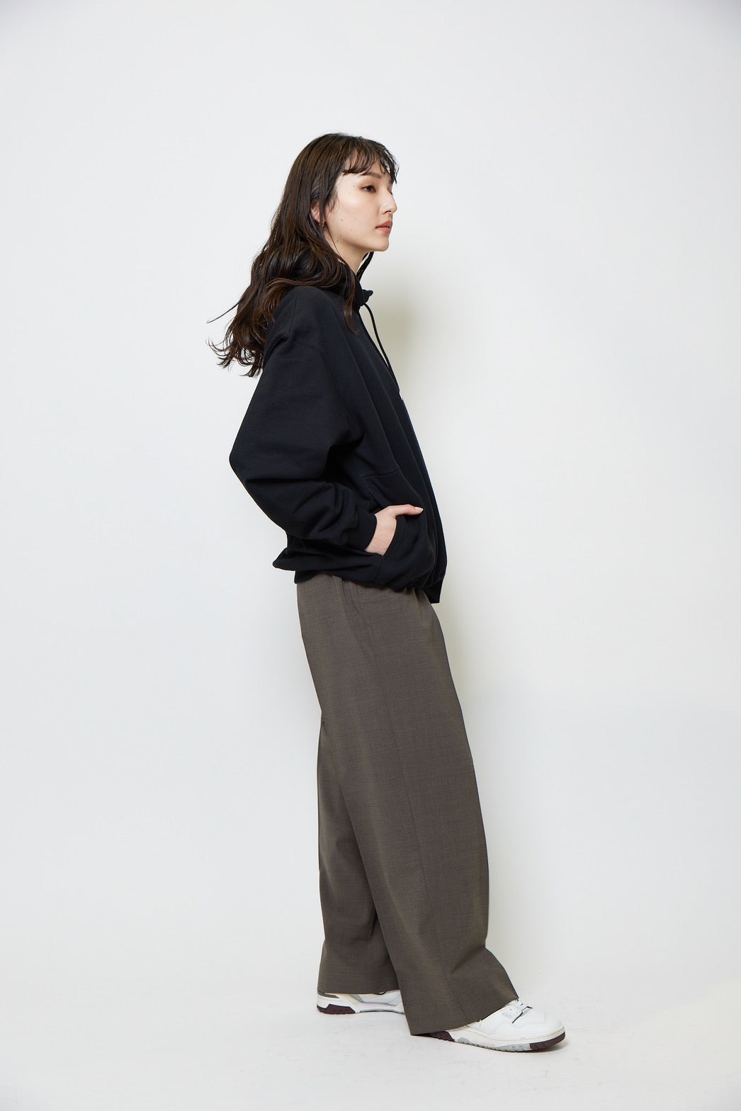 売れ筋直営店 nodas Belted tuck pants - BROWN - パンツ