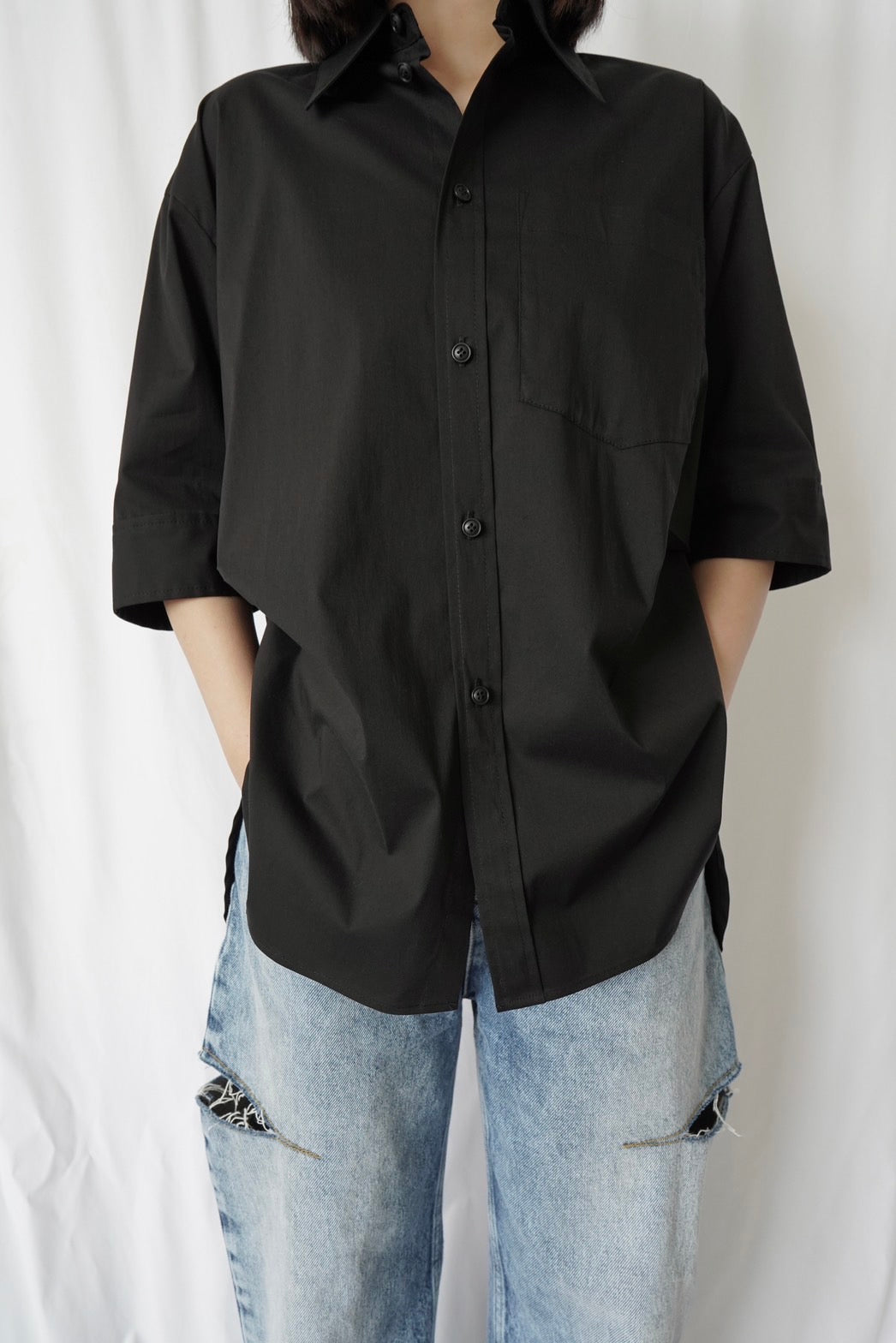 Half Sleeve Big Shirt - BLACK